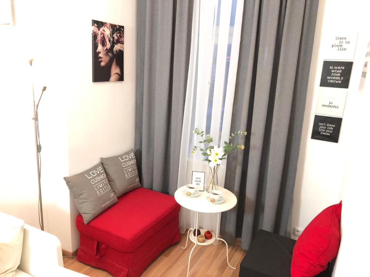 Apartamento "Be My Guest" Near Metro Station! Viena Exterior foto