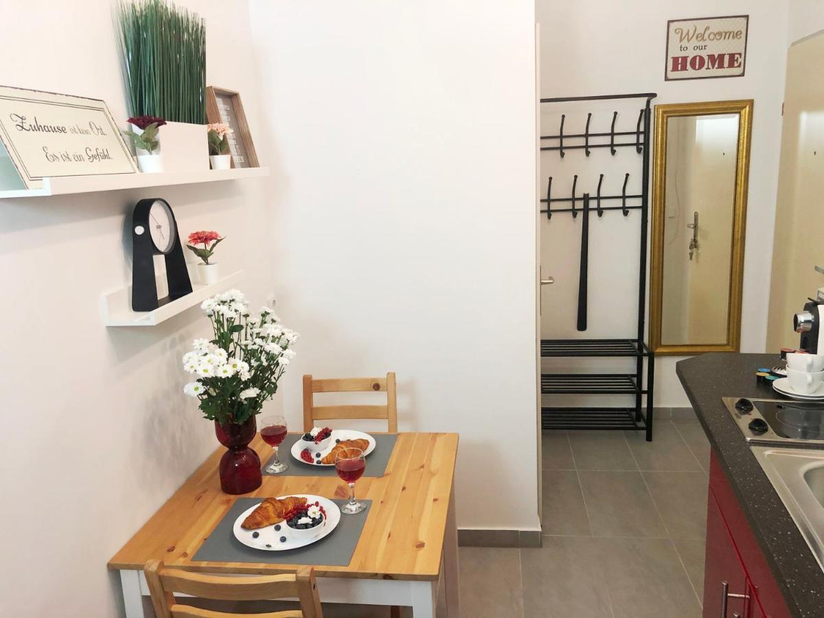 Apartamento "Be My Guest" Near Metro Station! Viena Exterior foto